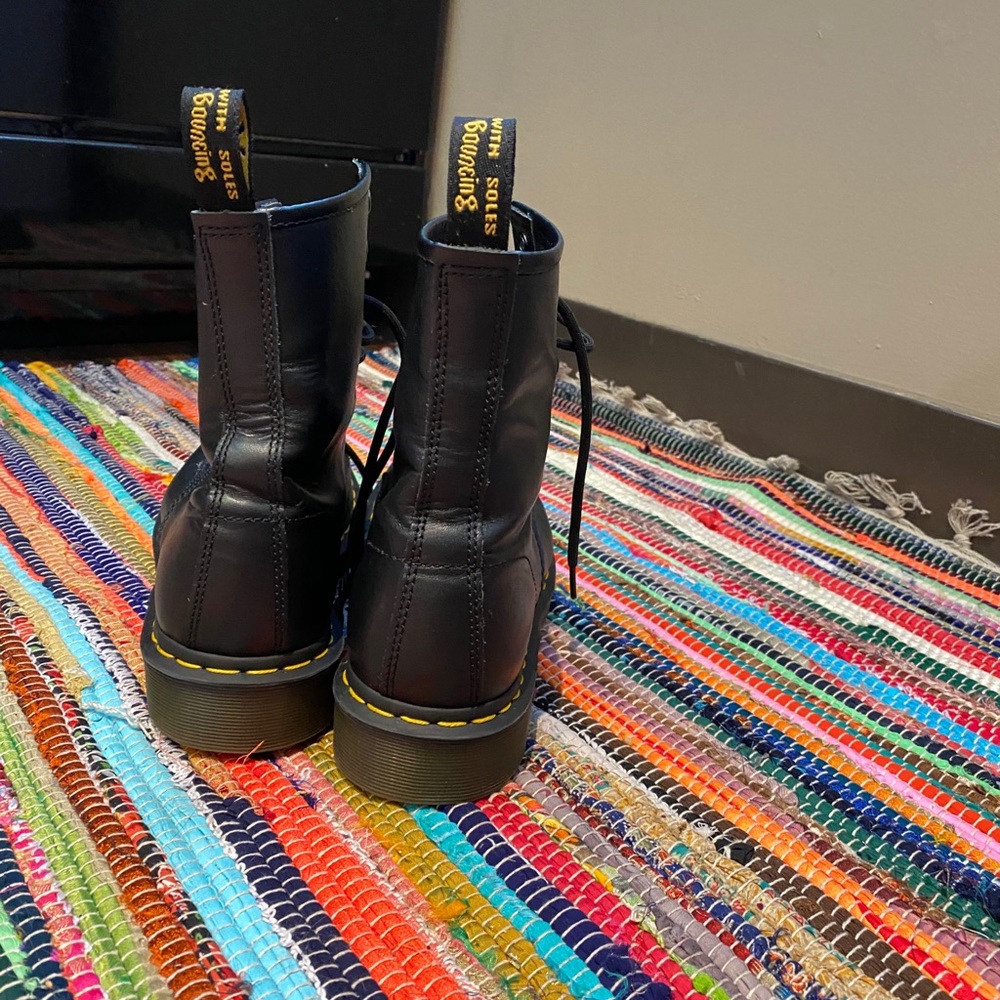 DR. MARTENS - Picture 5 of 7
